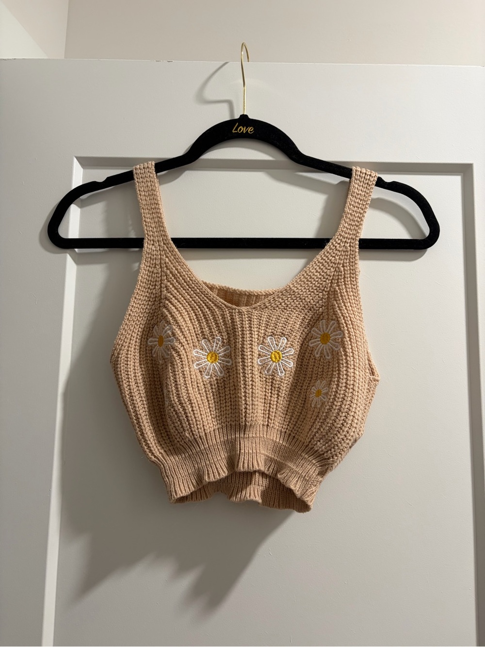 SHEIN Daisy Knit Cropped Tank Top